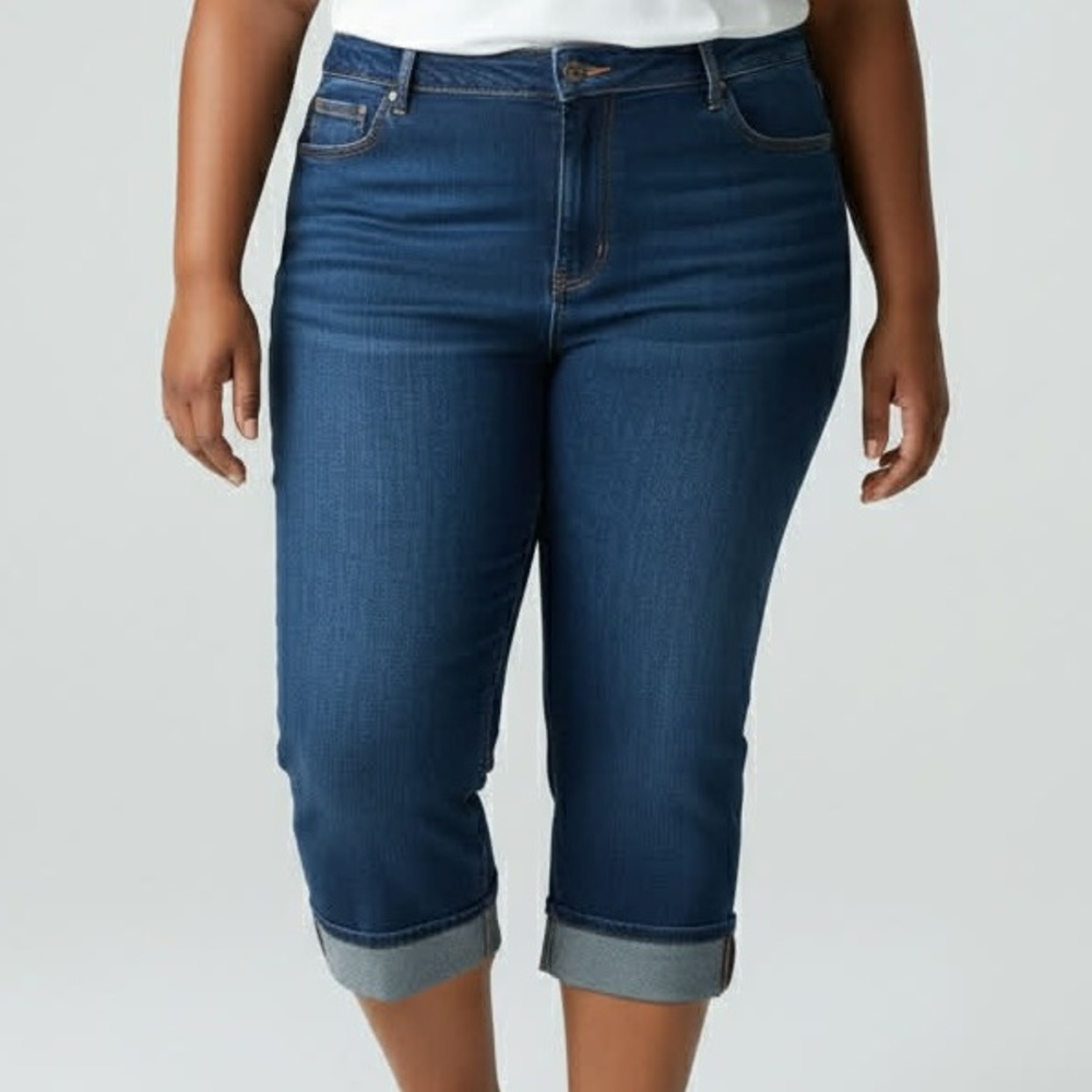 Van Heusen Size 16 Dark Blue Cropped Women's Jeans